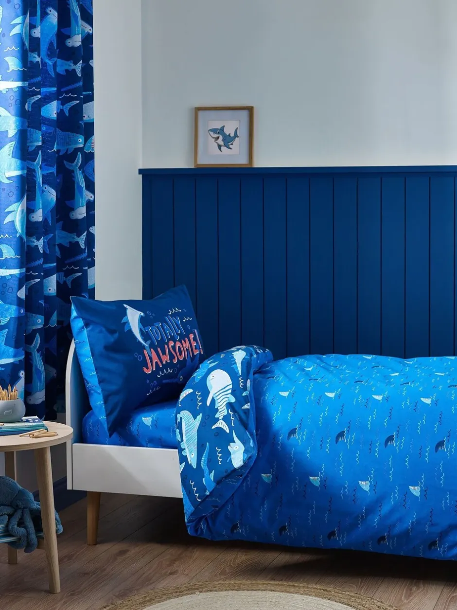 Catherine Lansfield*Catherine Lansfield Jawsome Shark Reversible Duvet Cover Set