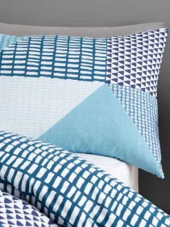 Catherine Lansfield|Catherine Lansfield Larsson set van dekbedovertrek en sloop met geometrische print