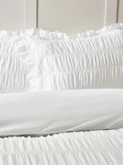Catherine Lansfield*Catherine Lansfield Seersucker Frill Duvet Cover Set Wit
