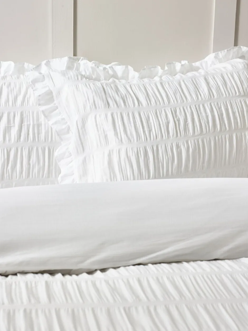 Catherine Lansfield*Catherine Lansfield Seersucker Frill Duvet Cover Set Wit