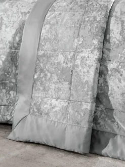 Catherine Lansfield|Catherine Lansfield sprei van gekreukt fluweel Zilver