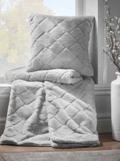 Catherine Lansfield*Catherine Lansfield Teddy behaaglijke en zachte geruite bedloper van fleece