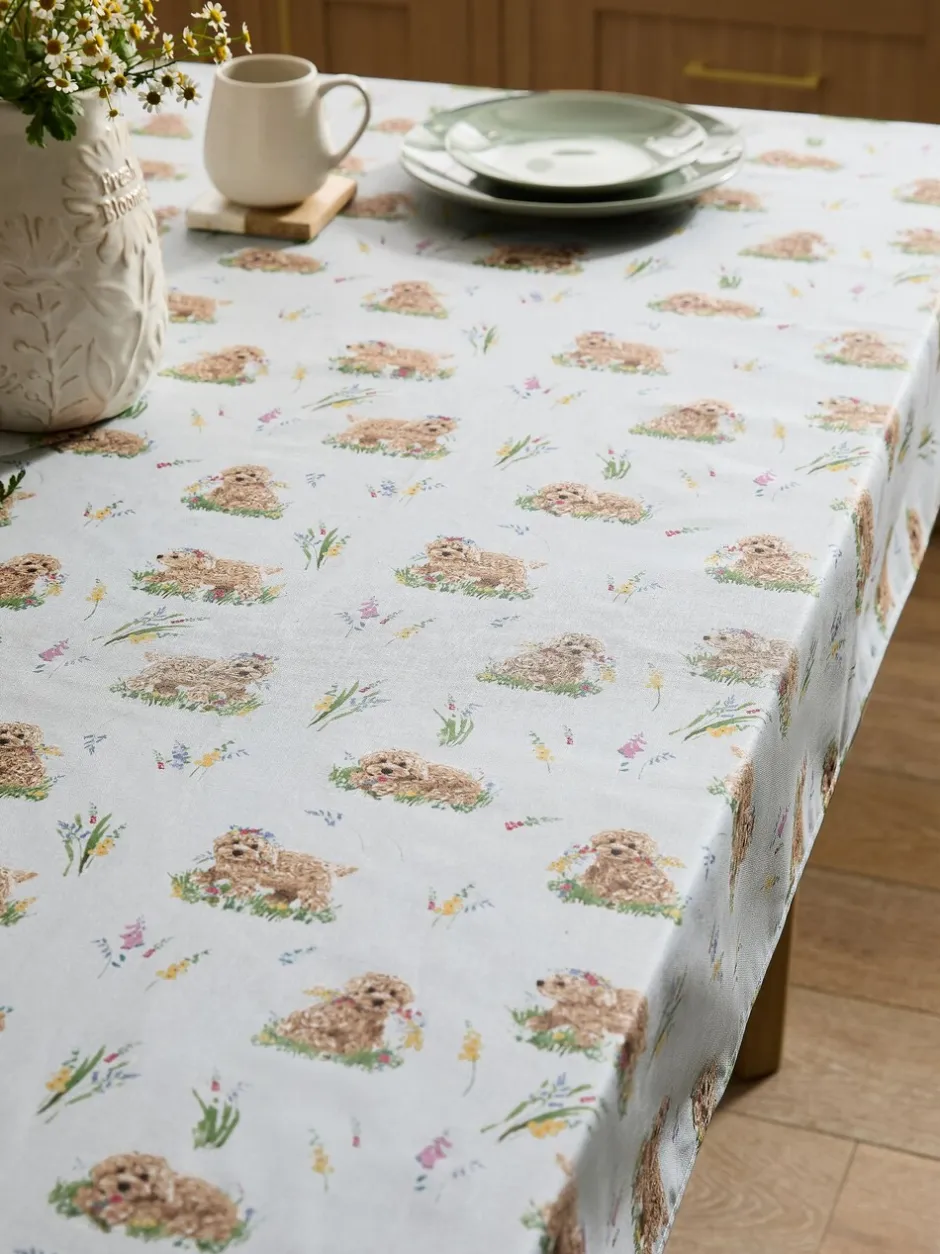 Tafellinnen En Placemats |Next Charlie the Cockapoo schoon te vegen tafelkleed