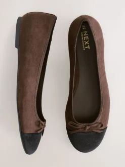 Ruimvallend En Extraruimvallend|Lage Schoenen*Next Chocoladebruin - Ballerina's met ronde neus
