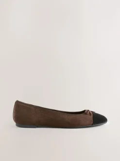 Ruimvallend En Extraruimvallend|Lage Schoenen*Next Chocoladebruin - Ballerina's met ronde neus