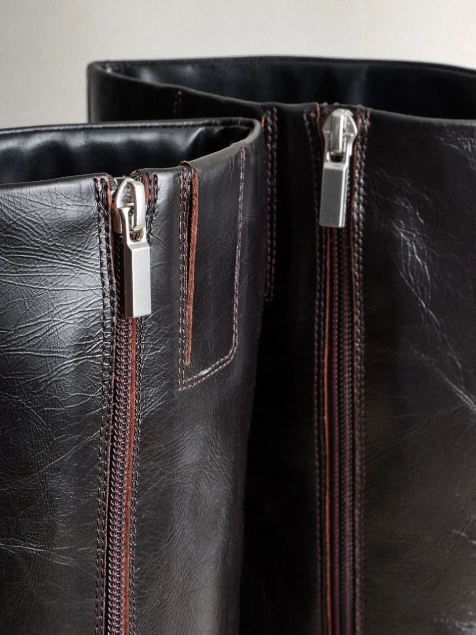 Boots*Next - Crinkle Effect Leather Signature Underset Heel Knee High Boots Chocoladebruin