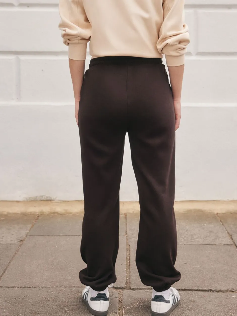 Leggings En Joggingbroeken|Next - Essentiële jersey joggingbroek met manchetten Chocoladebruin