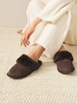 Pantoffels|Alle Nacht- En Loungekleding|Next - Faux Fur Suede Mule Slippers Chocoladebruin
