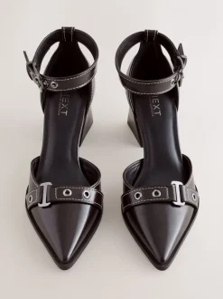 Schoenen Met Hakken|Next - Forever Comfort® Point Toe Buckle Block Heels Chocoladebruin