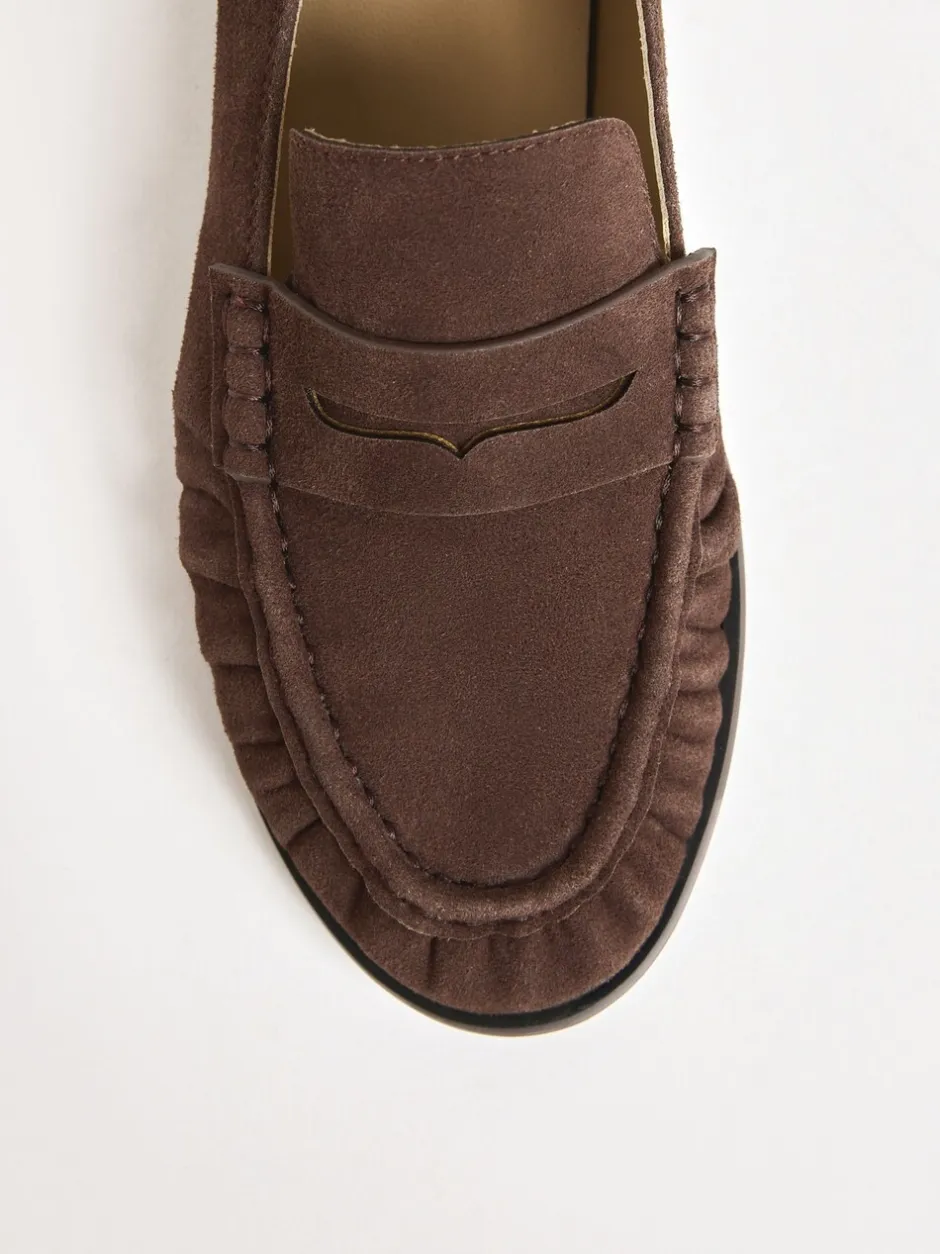 Lage Schoenen|Friends Like These - Flat Ruched Comfort Slip On Penny Loafers Chocoladebruin
