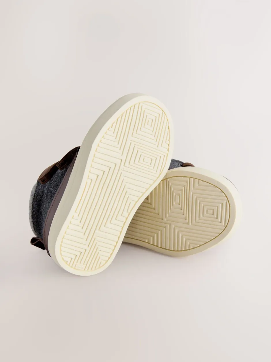 Boots*Next Chocoladebruin - Hoge schoenen met klittenbandsluiting
