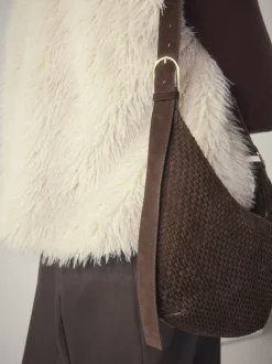 Tassen En Portemonnees*Next Chocoladebruin - N. Premium Suede Sling Weave Schoudertas