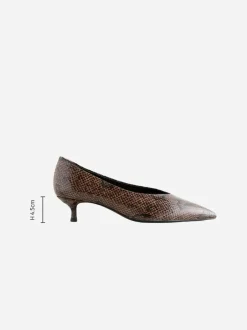 Schoenen Met Hakken|Next - Puntige lage naaldhakken schoenen Chocoladebruin