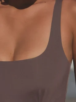 Badkleding|Next - Twist Scoop Buikcorrigerend badpak Chocoladebruin