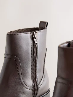 Ruimvallend En Extraruimvallend|Next Chocoladebruin leer - Forever Comfort® Chelsea Boots