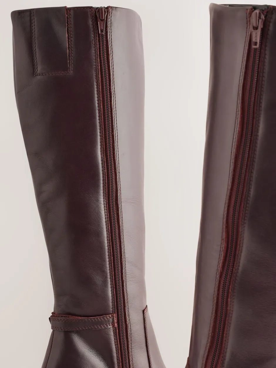 Boots*Next - Forever Comfort® kniehoge laarzen met hardware trim Chocoladebruin leer