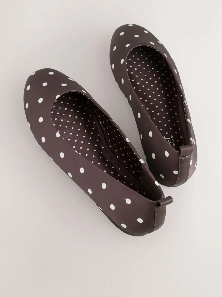 Lage Schoenen|Next Chocoladebruin met stippen - Forever Comfort® Round Toe Ballerinas