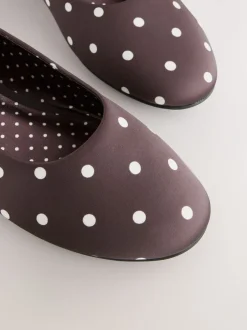 Lage Schoenen|Next Chocoladebruin met stippen - Forever Comfort® Round Toe Ballerinas
