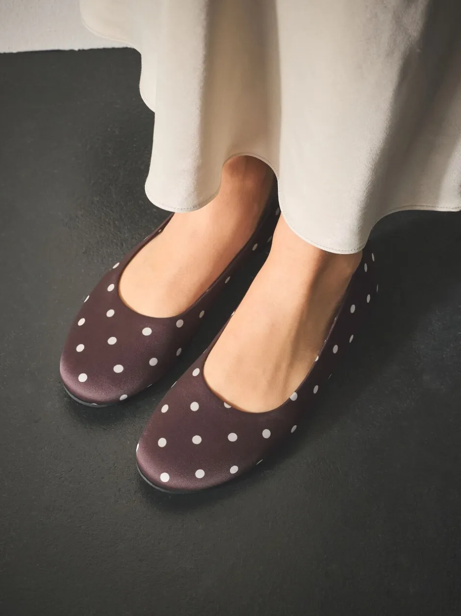 Lage Schoenen|Next Chocoladebruin met stippen - Forever Comfort® Round Toe Ballerinas
