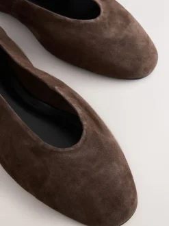 Lage Schoenen*Next Chocoladebruin suède - Leren ballerina met ronde neus