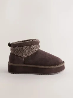 Boots*Next - Platformlaarzen van imitatiebont en borg Chocoladebruin suède