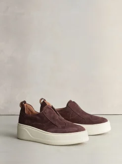 Sneakers|Next - Signature leren sneakers met dikke plateauzolen en sleehak Chocoladebruin suède