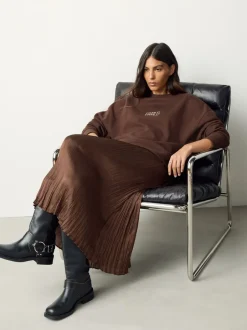 Gebreide Kleding|Jurken|Next - 2-In-1 Sweatshirt met Satijnen Midi Rok Chocoladebruine borduurwerk
