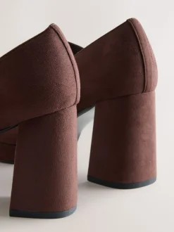 Schoenen Met Hakken|Next - Forever Comfort® Brogue Mary Jane Platform Blokhakken met Plateauzool Chocoladebruine microvezel