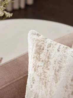 Kussentjes En Plaids|Kussentjes En Plaids|Next Collection Luxe Fem Chic Velvet Abstract Cushion Medium naturel