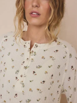 Pyjama's|Loungewear*Next Crème gebloemd - Gezellige pyjama met wafeldessin en lange mouwen