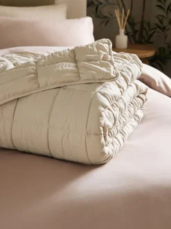 Kussentjes En Plaids|Kussentjes En Plaids|Next Darcie Textured Quilted Bedspread