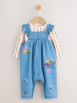Rompertjes En Tuinbroeken|Tuinbroeken|Next - Set van bretelbroek en bodysuit met lange mouwen 2 -delig (0mnd -3jr) Denim met borduursel