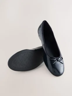 Ruimvallend En Extraruimvallend|Lage Schoenen|Next Donkerblauw lakleer - Ballerina's met ronde neus