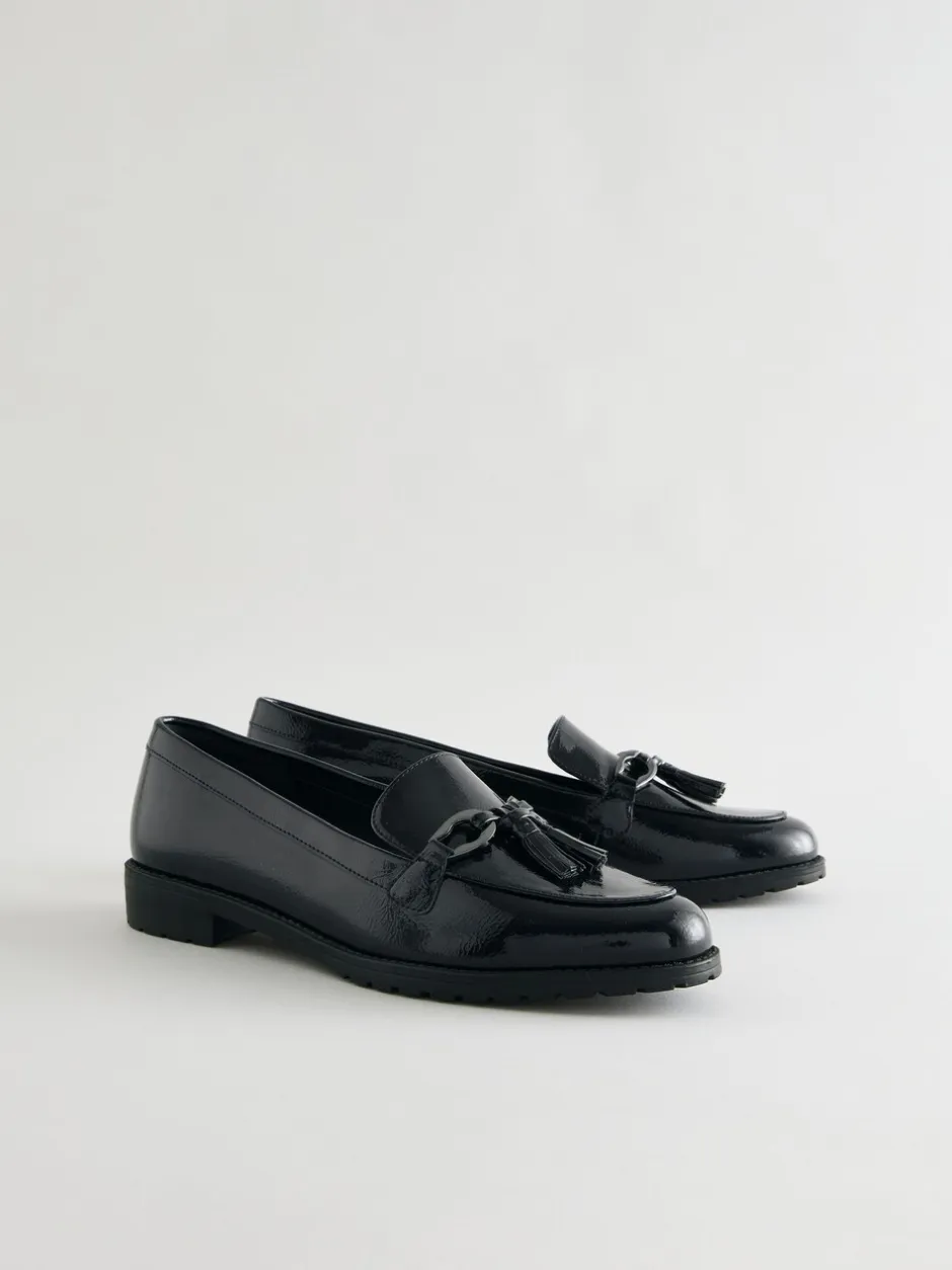 Lage Schoenen|Next - Patent kwastje hardware detail Instappers Donkerblauw lakleer