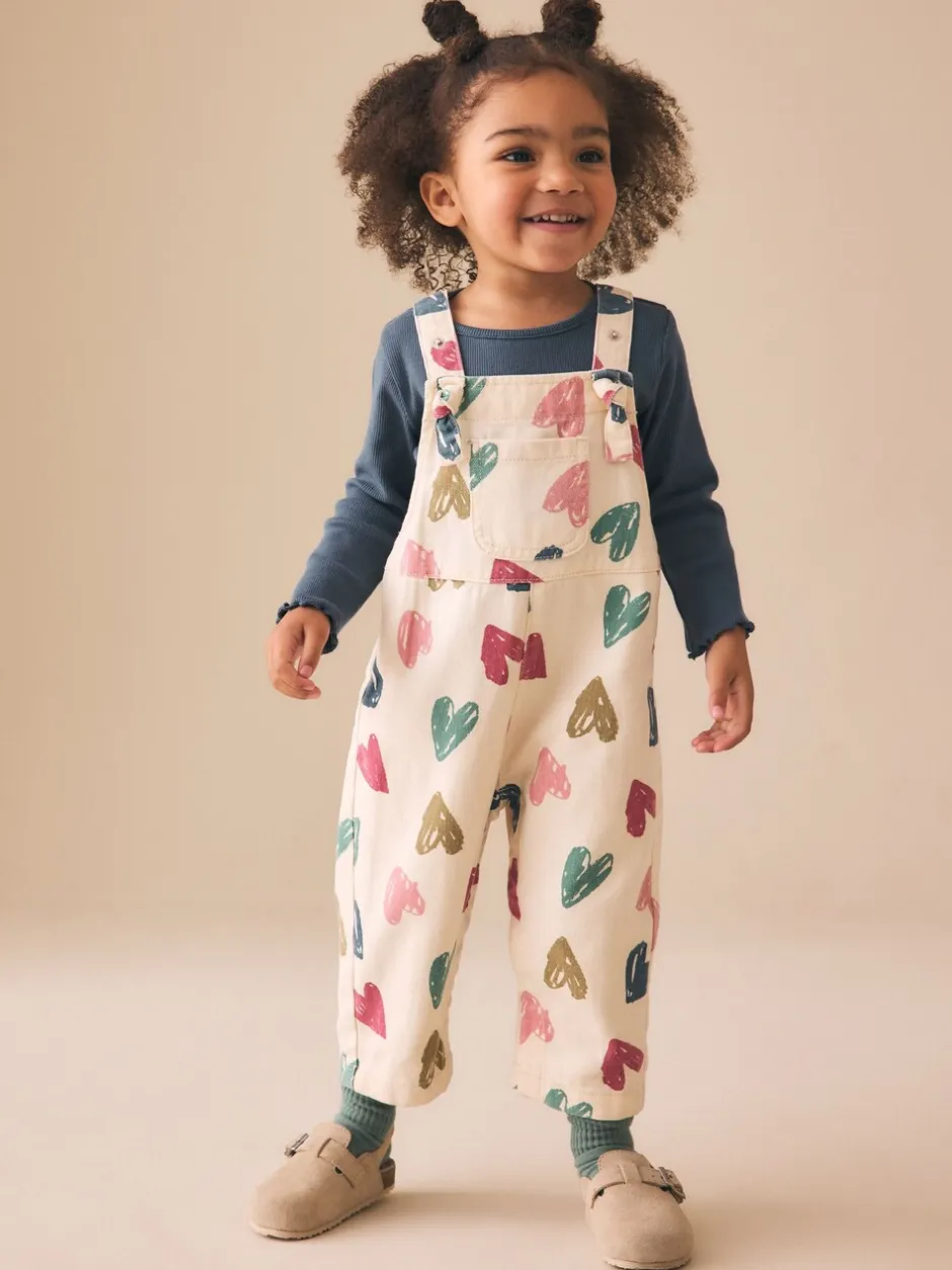 Sets En Combisets|Jumpsuits En Playsuits|Next Ecru - Heart Print Dungarees and T-Shirt Set (3mths-7yrs)