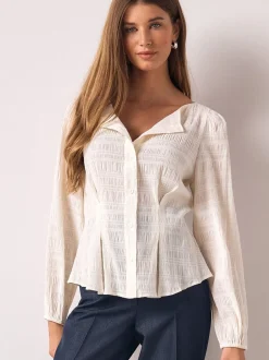 Blouses En Overhemden|Tops En T-Shirts*Next - Long Sleeve Boatneck Textured Button-Front Blouse Ecru