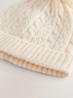 Mutsjes En Antikrabwantjes|Mutsen, Handschoenen En Sjaals*Next - Pointelle kabelgebreide muts met pompon (0mnd-2jr) Ecru
