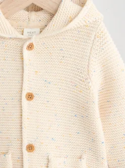 Truien En Breisels|Gebreide Kleding|Next - Gebreid babyvest met capuchon Ecru gemêleerd