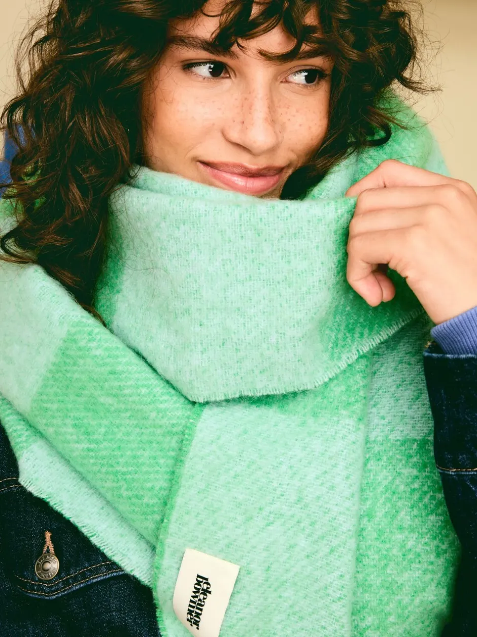Mutsen, Handschoenen En Sjaals|Eleanor Bowmer Blue and Green Check Scarf