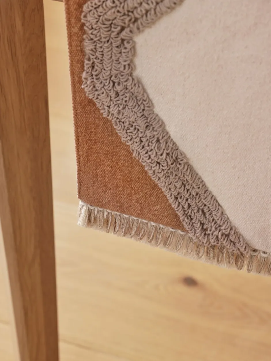 Tafellinnen En Placemats |Next Farah Tufted Kitchen Table Runner