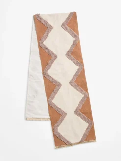 Tafellinnen En Placemats |Next Farah Tufted Kitchen Table Runner