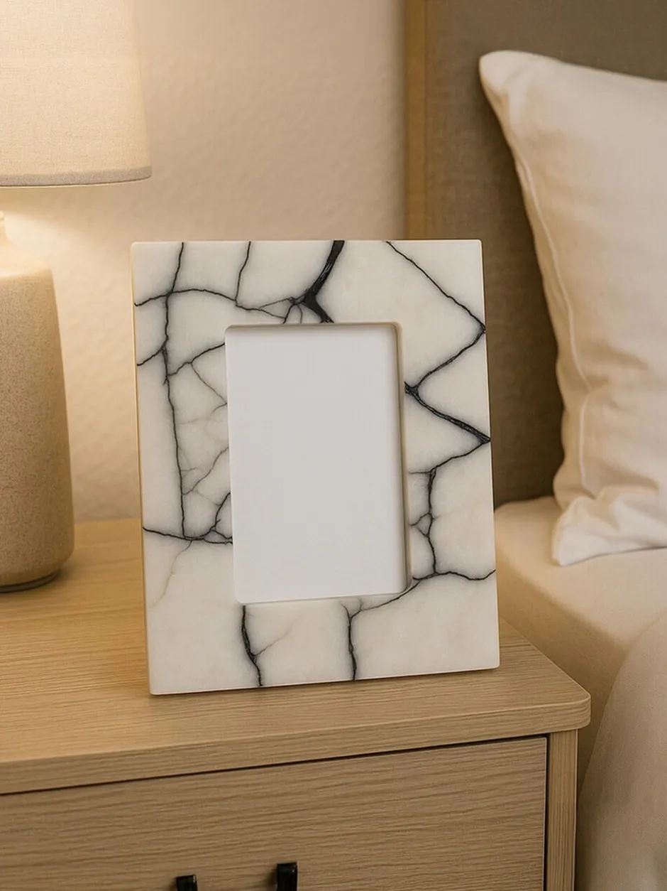 Fotolijsten*Fifty Five South Marmara Marble Frame
