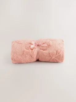 Kussentjes En Plaids|Kussentjes En Plaids|Next Fleece sprei Carved Bow