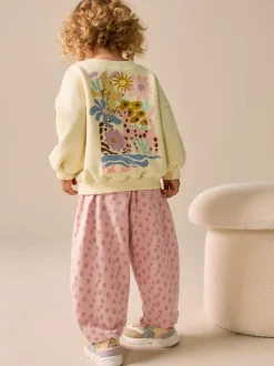 Sets En Combisets|Truien En Breisels*Next Geel met dierenprint - Set van sweatshirt en joggingbroek met rechte wijde pijpen (3mnd -7jr)