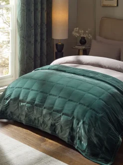 Kussentjes En Plaids|Kussentjes En Plaids|Next Gewatteerde beddensprei van fluweel met glans