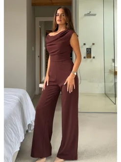 Jumpsuits En Playsuits*Girl In Mind - Donna jumpsuit met asymmetrische halslijn