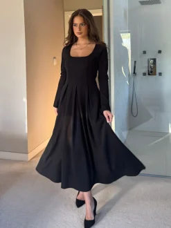 Jurken|Girl In Mind Evie Square Neck Long Sleeve Midi Dress