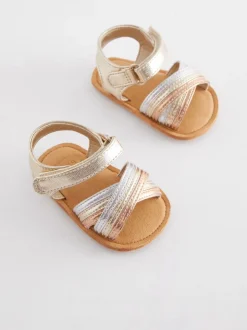 Babyschoenen*Next Goud - Babysandalen met gekruiste bandjes (0-24 mnd)