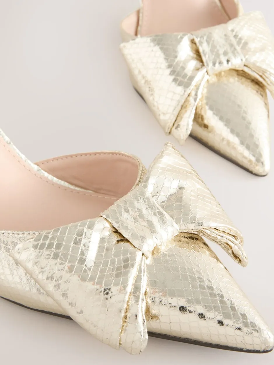 Schoenen Met Hakken*Next - Forever Comfort® schoenen met strik, hielbandje en spitse neus Goud