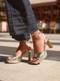 Schoenen Met Hakken|Linzi - Diva Platform Block Heels Goud